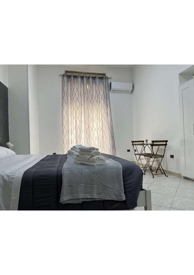 La Svolta Rooms 那不勒斯 外观 照片